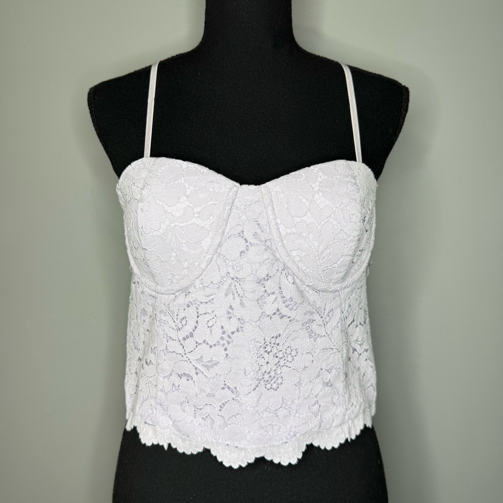 Francesca's Collections Lace Bandeau with Floral Detailing